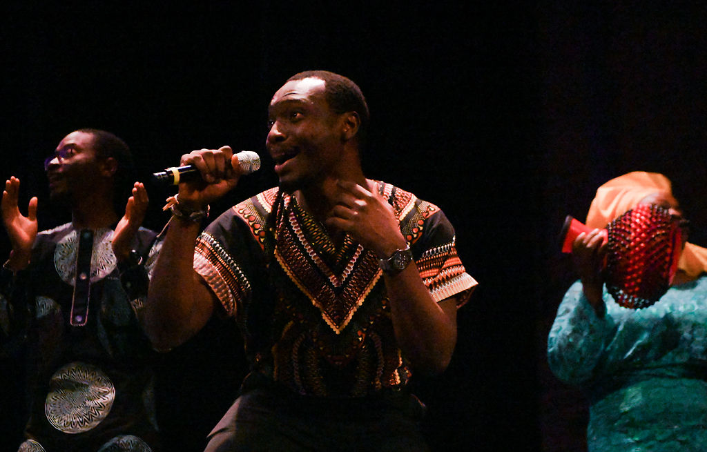 Tofunmi Omowumi sings